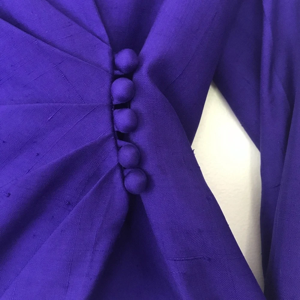 Vintage Silk Suit - Picture 5 of 6